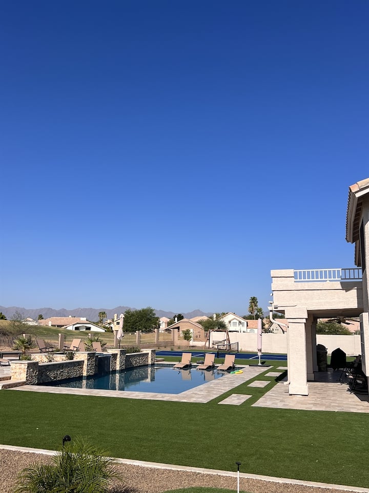 Private Pickleball, Pool & Putt-putt in Phoenix! - Arizona