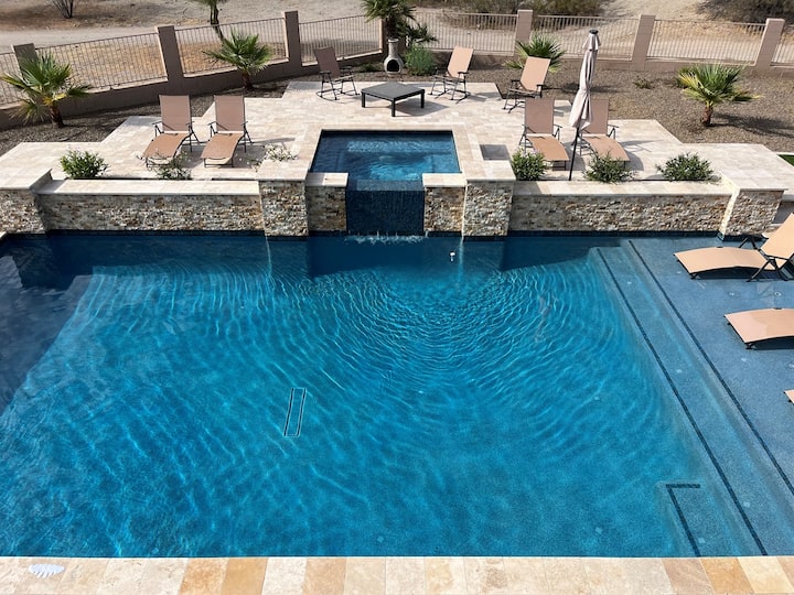 Private Pickleball, Pool & Putt-putt in Phoenix! - Arizona