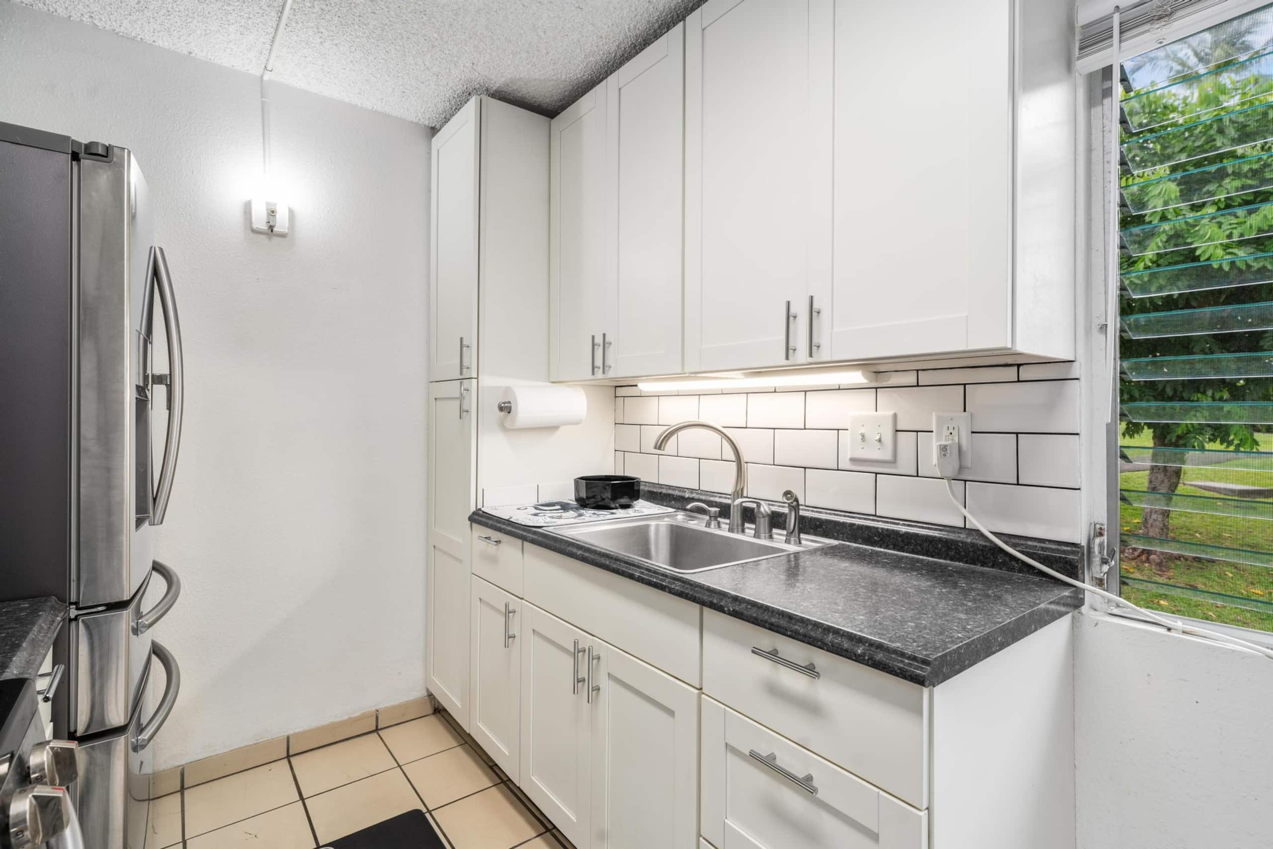 Condo in Kailua-Kona · ★4.5 · 1 bedroom · 1 bed · 1 shared bath - Image 15