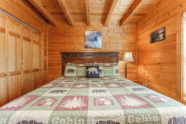 Chumba Mahiri cha kulala kilicho na Kitanda cha Kifalme