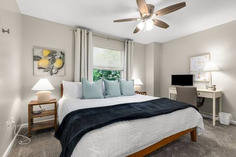 Modern [3BR/2BA] Family Home in Commerce Township
