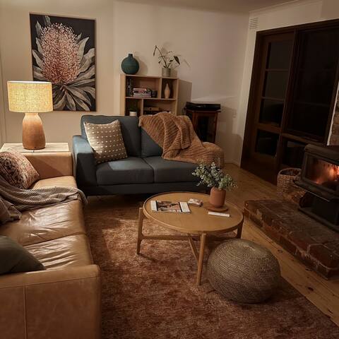 Vivs Cottage. A cosy, secluded escape on 50 acres gallery image 2