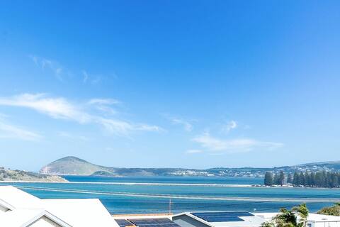 13A Elliot Ave - SeaViews - Walk to Beach - Bikewa