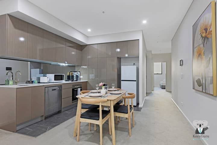 KozyGuru | Wentworth Point | 2B Cosy Apt