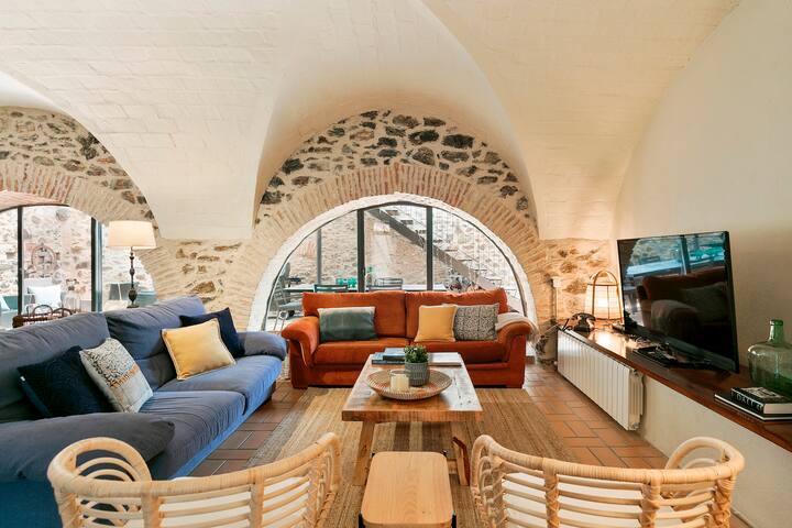 Garriguella- Roses – Pool Costa Brava House gallery image 4