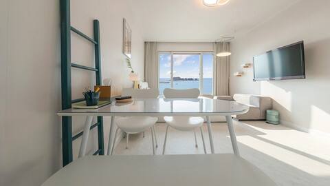 Modern 4 Suite with Ocean View in Taean