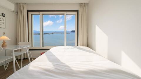 Modern with ocean view in Taean