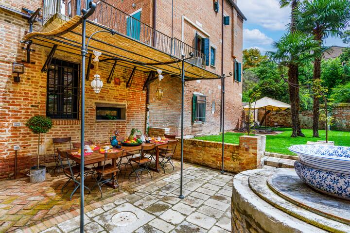 Corte della Palma Superb Venetian Garden