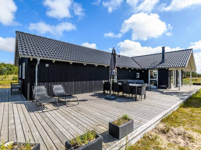 Lea - DANCENTER managed Airbnb listing 1