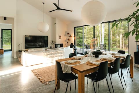 Spirit Cabin: Lakefront w/Pool-Sauna-Cold Plunge