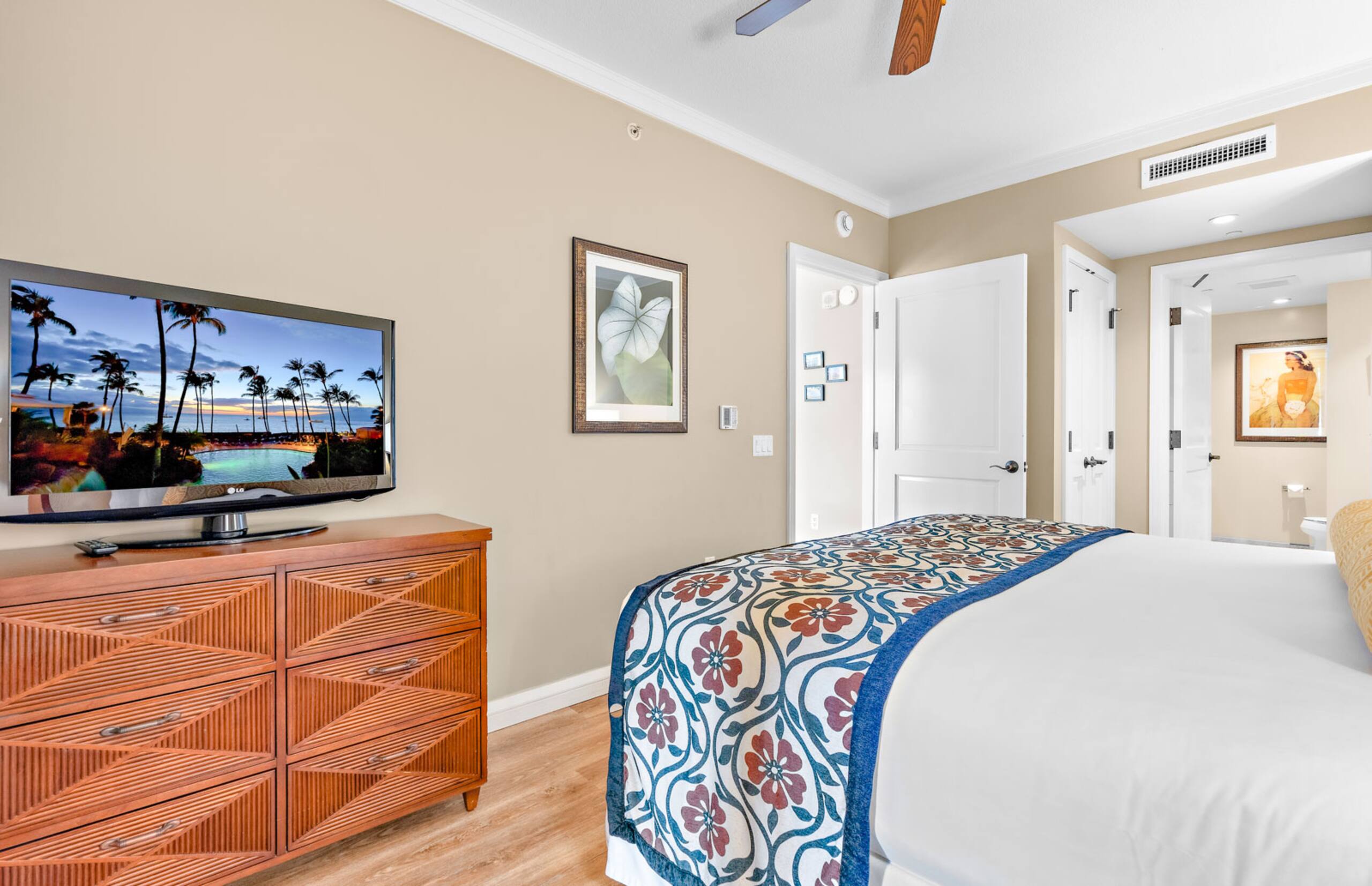Condo in Lahaina · ★4.67 · 2 bedrooms · 3 beds · 2 baths - Image 24