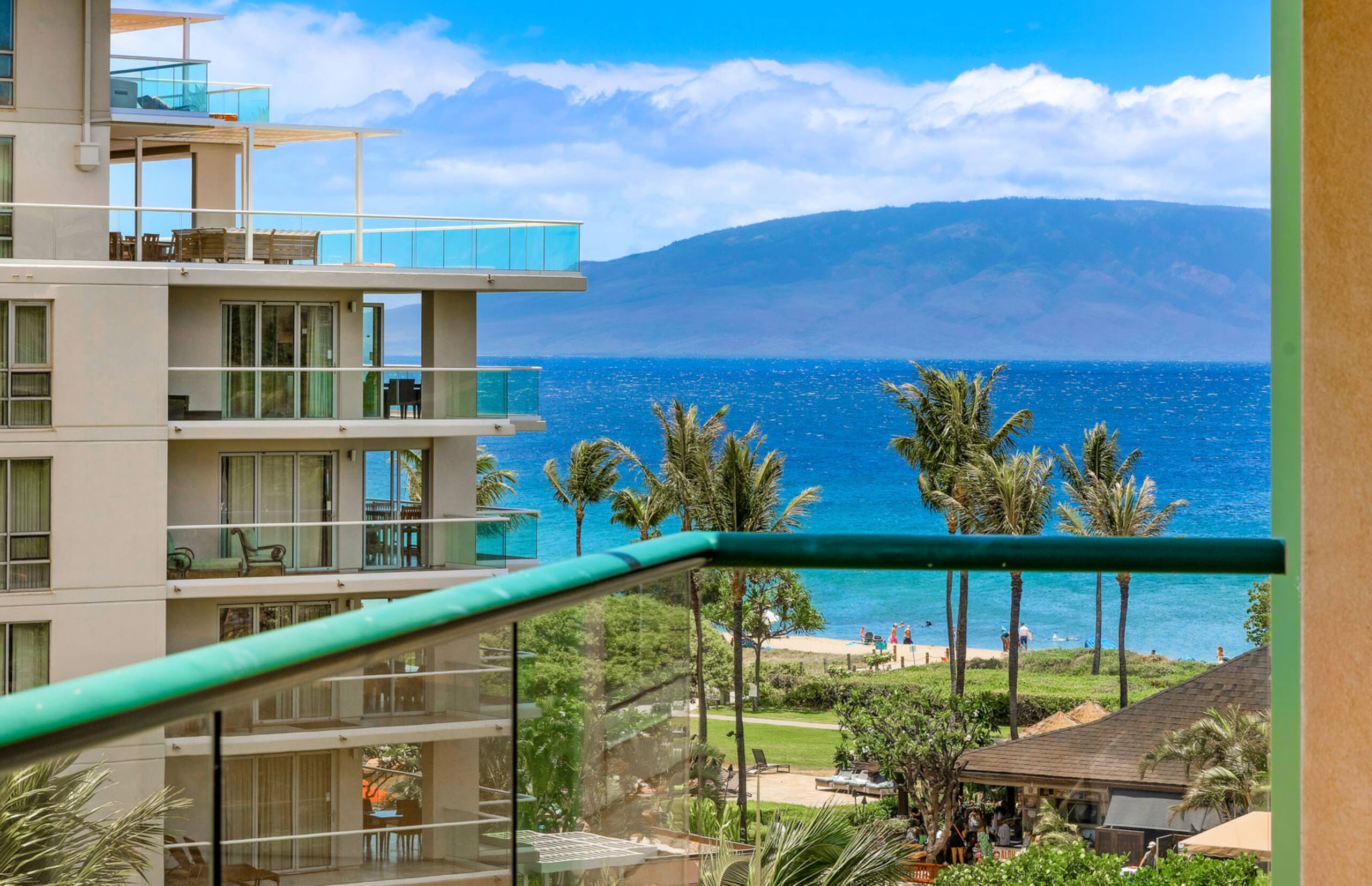 Condo in Lahaina · ★4.67 · 2 bedrooms · 3 beds · 2 baths - Image 10