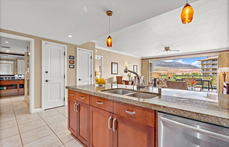 Maui Resort Rentals: Honua Kai Konea 504 gallery image 4