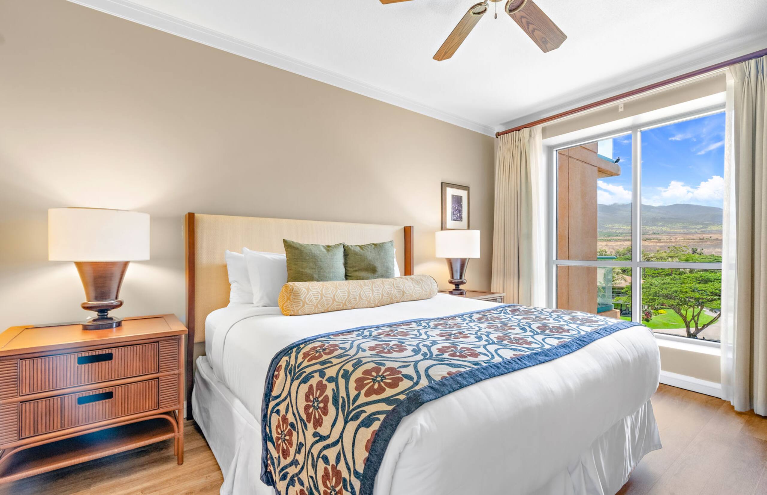 Condo in Lahaina · ★4.67 · 2 bedrooms · 3 beds · 2 baths - Image 21