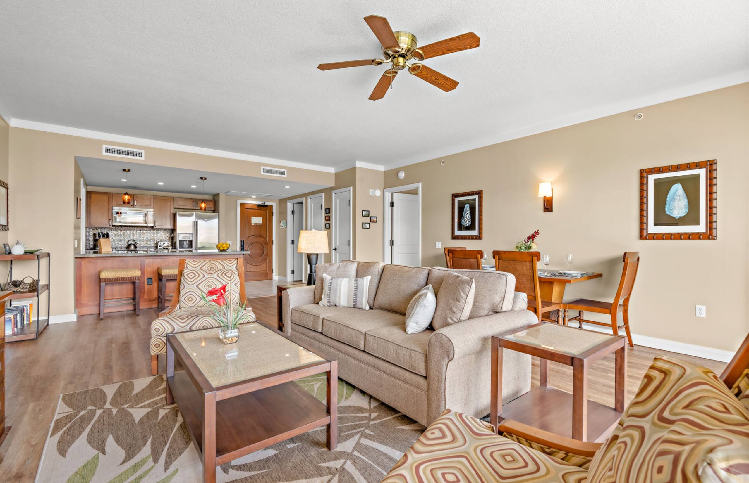 Condo in Lahaina · ★4.67 · 2 bedrooms · 3 beds · 2 baths - Image 11