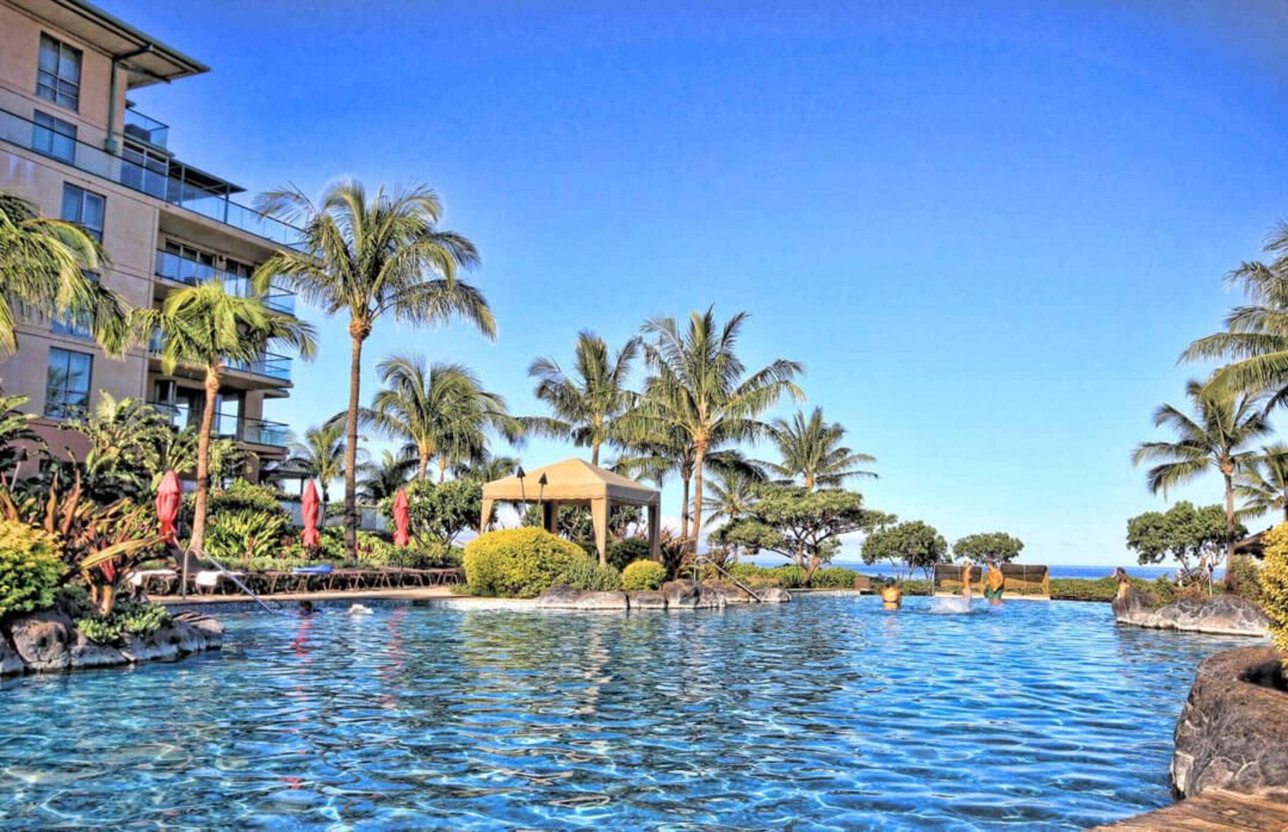 Condo in Lahaina · ★4.67 · 2 bedrooms · 3 beds · 2 baths - Image 32
