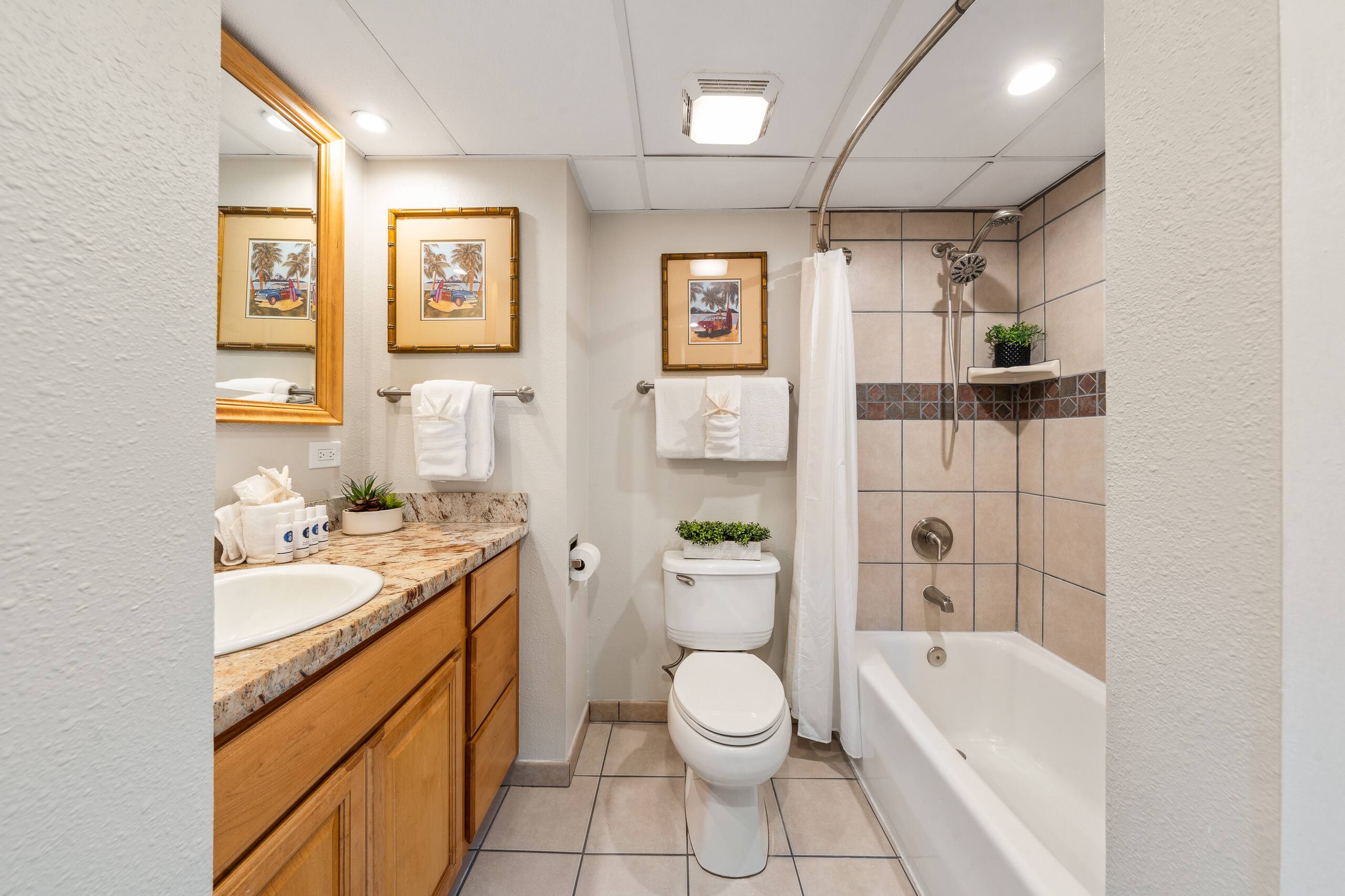 Condo in Lahaina · ★4.95 · 1 bedroom · 2 beds · 1 bath - Image 19