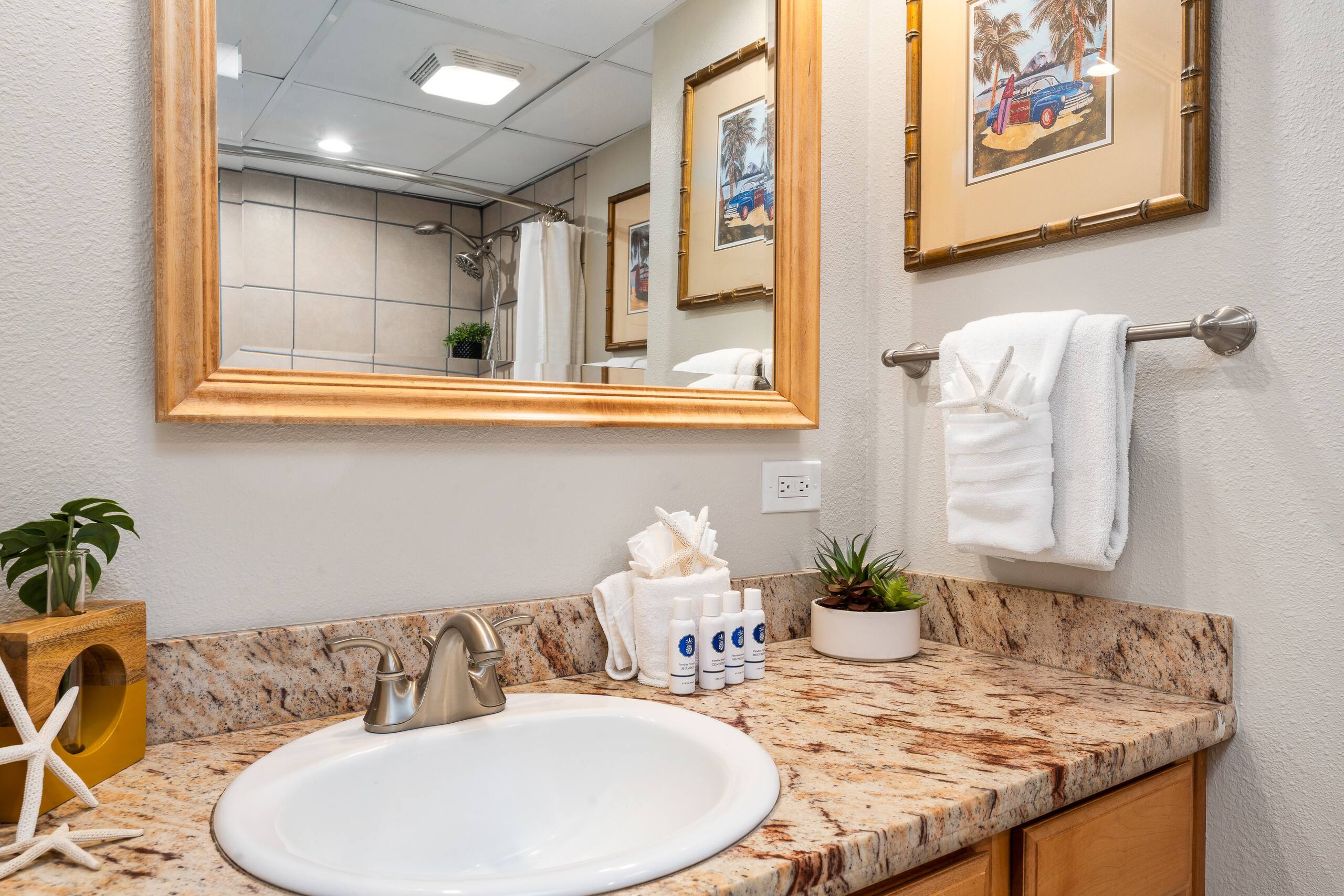 Condo in Lahaina · ★4.95 · 1 bedroom · 2 beds · 1 bath - Image 20