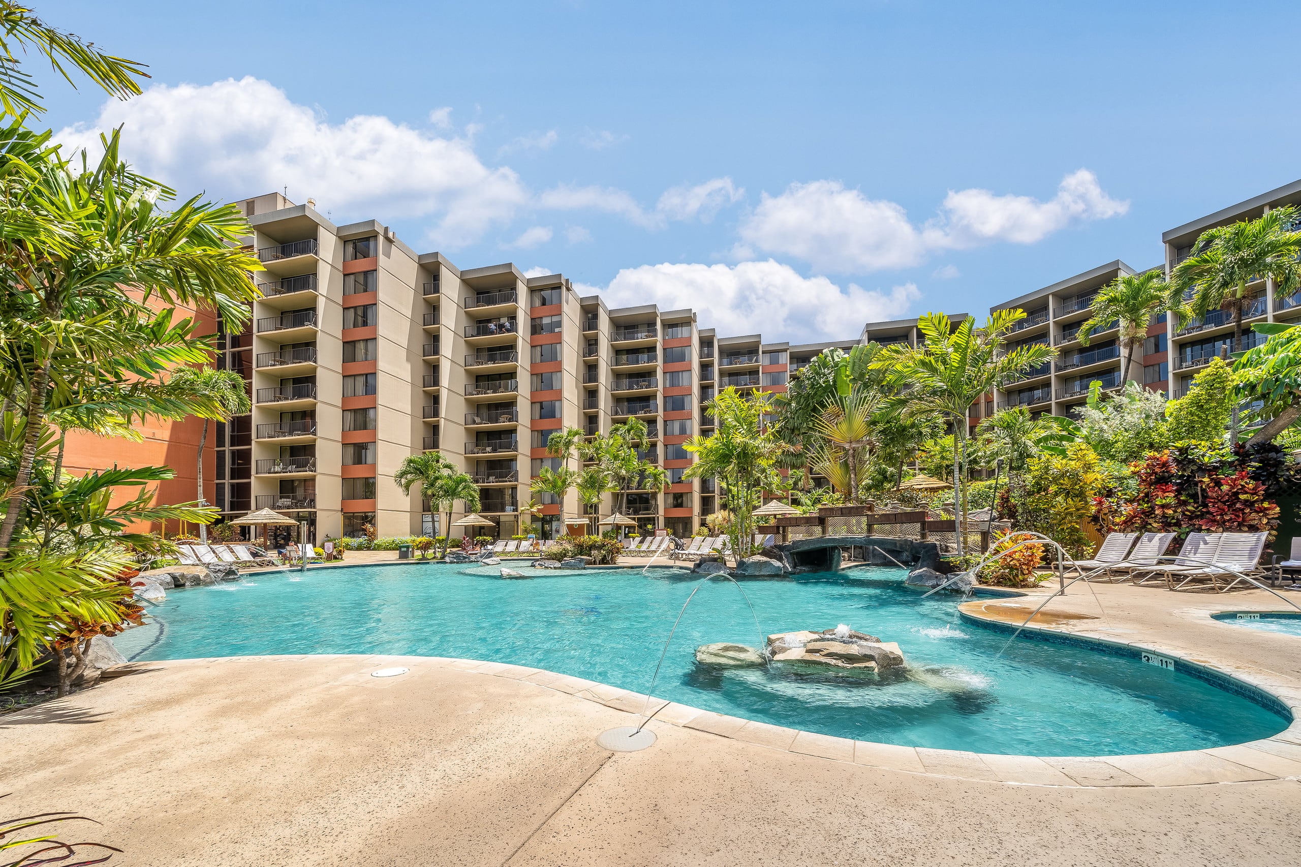 Condo in Lahaina · ★4.95 · 1 bedroom · 2 beds · 1 bath - Image 25