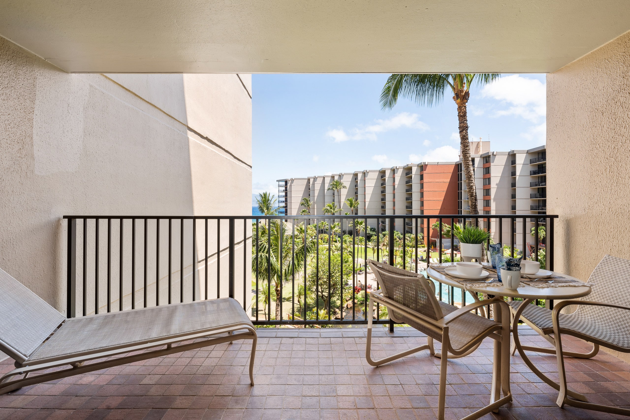 Condo in Lahaina · ★4.95 · 1 bedroom · 2 beds · 1 bath - Image 21