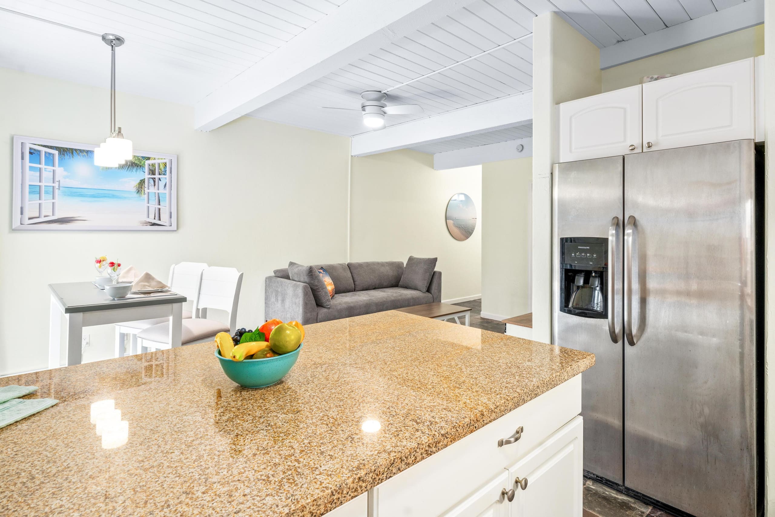Condo in Kailua-Kona · ★4.71 · 1 bedroom · 2 beds · 1 private bath - Image 8