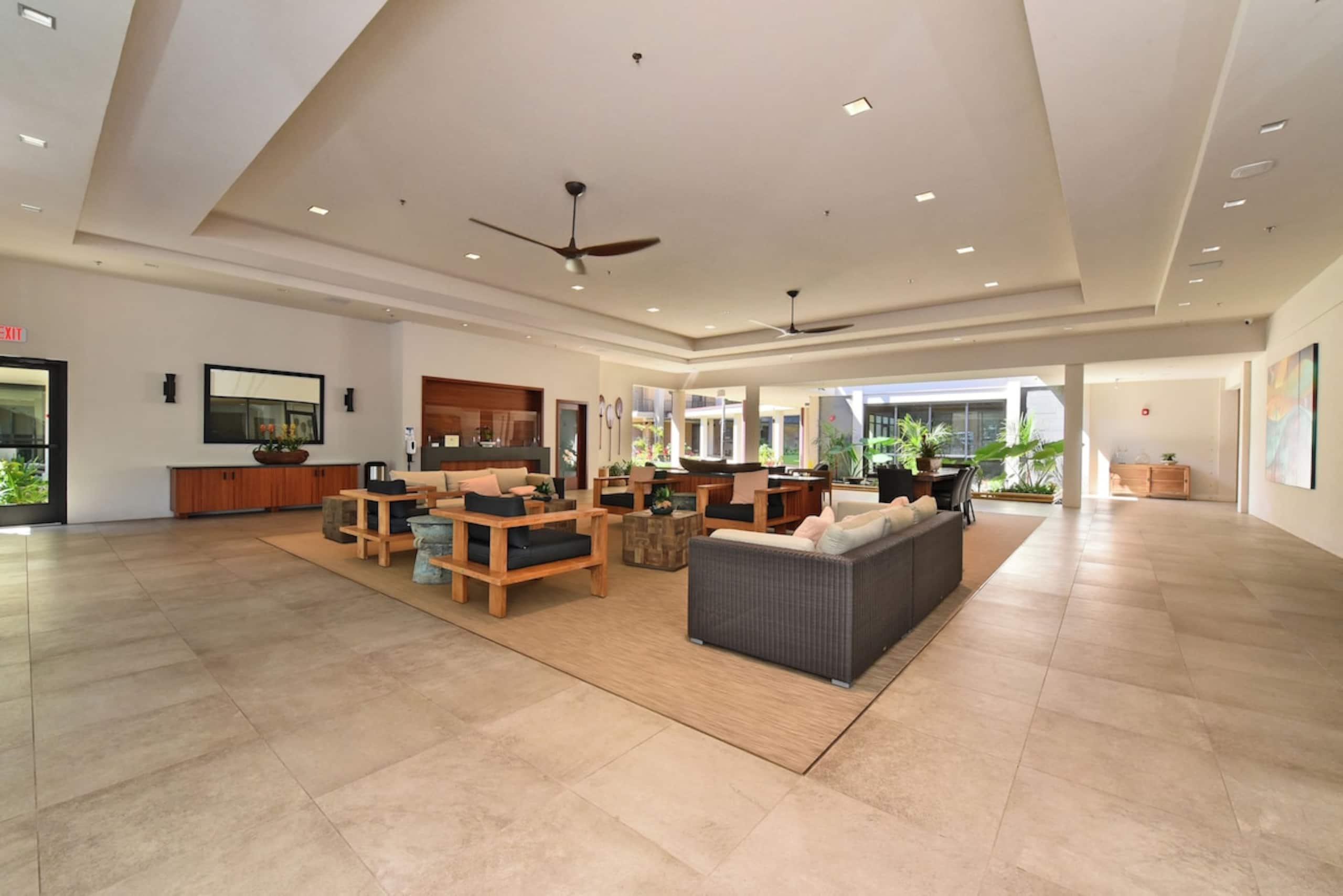 Condo in Lahaina · ★4.97 · Studio · 2 beds · 1 bath - Image 43