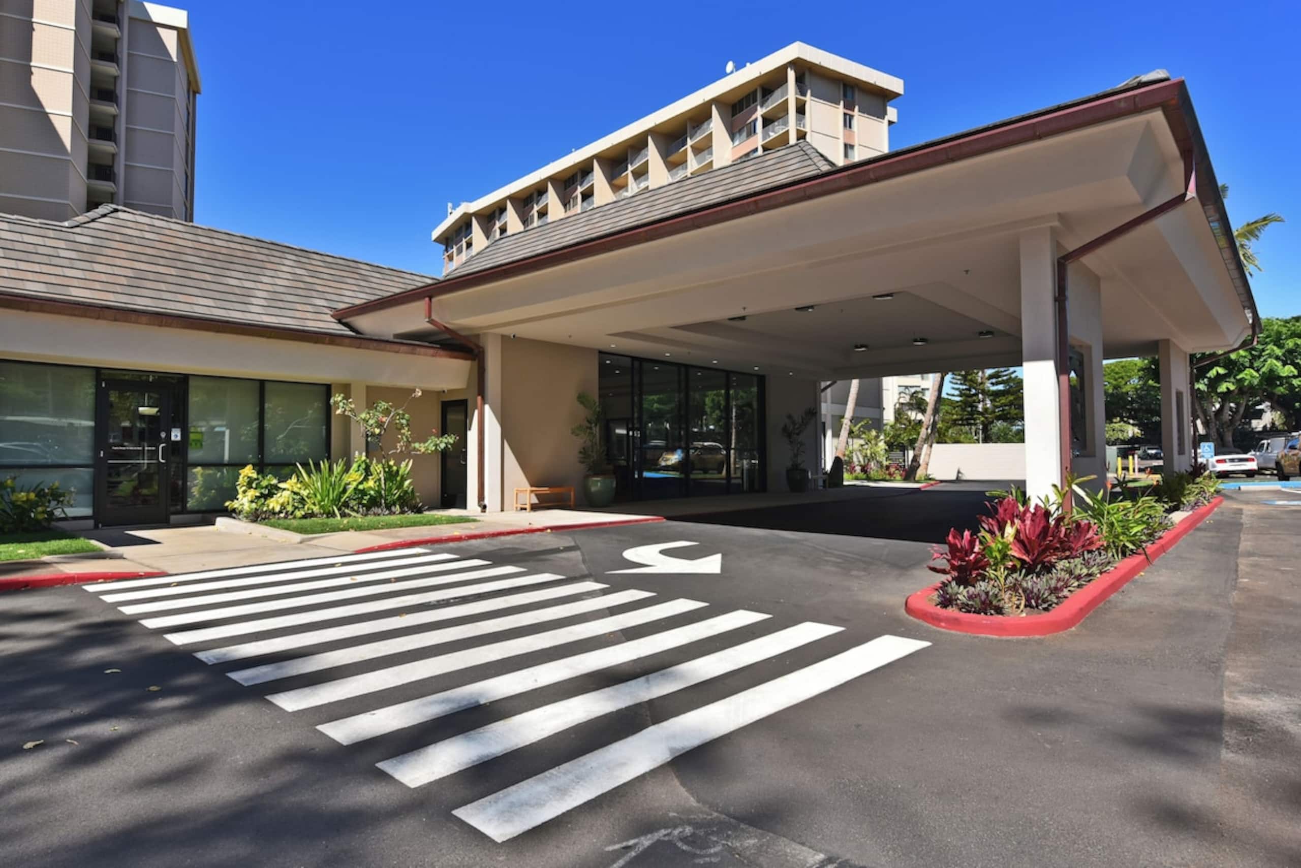 Condo in Lahaina · ★4.97 · Studio · 2 beds · 1 bath - Image 49