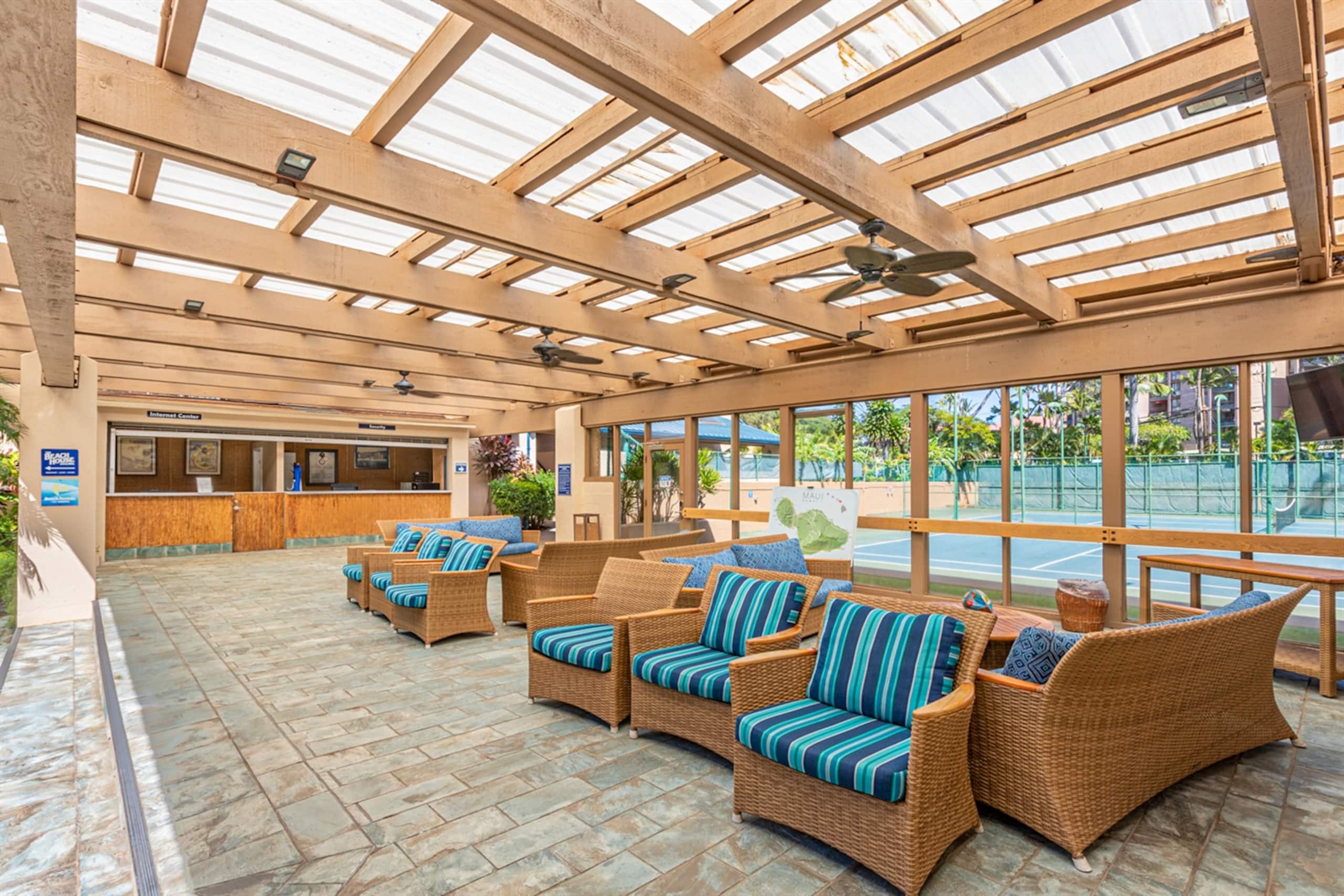 Condo in Lahaina · ★4.96 · 2 bedrooms · 3 beds · 2 baths - Image 49