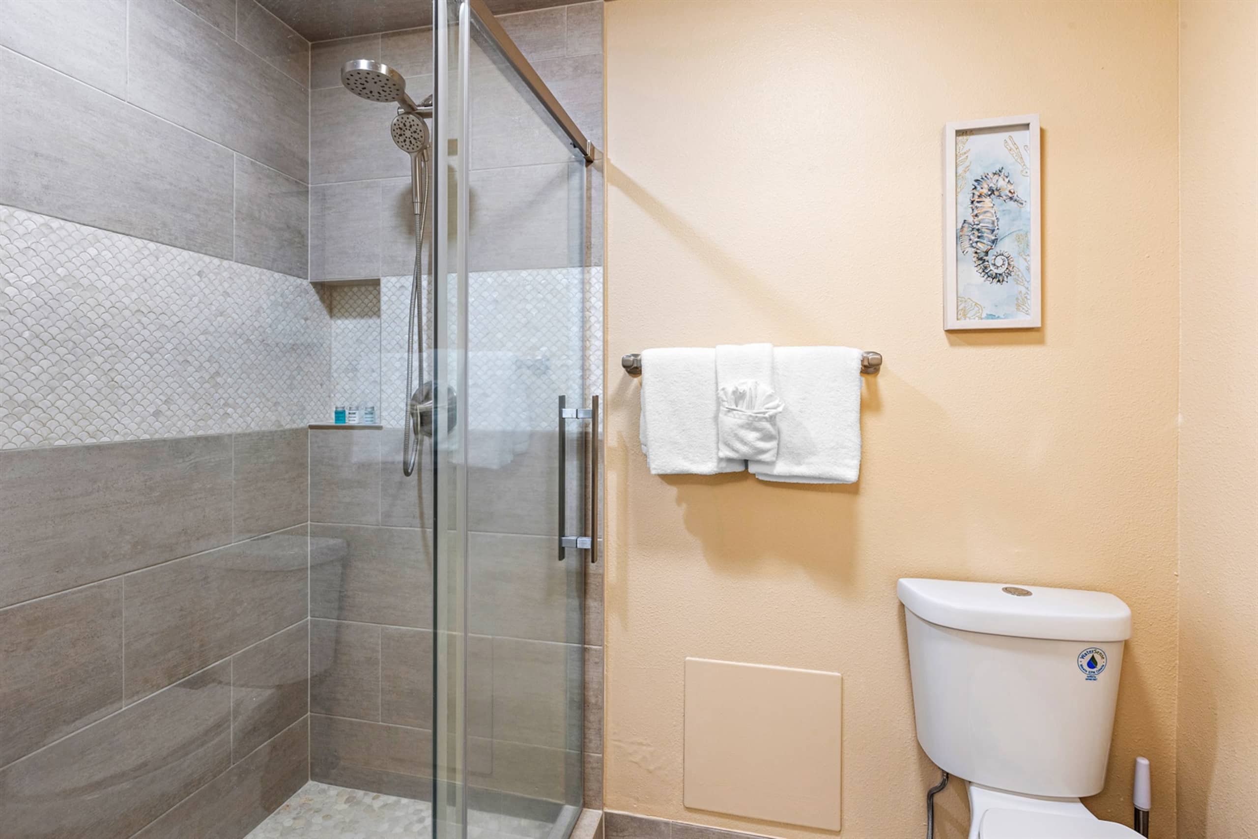 Condo in Lahaina · ★4.96 · 2 bedrooms · 3 beds · 2 baths - Image 30