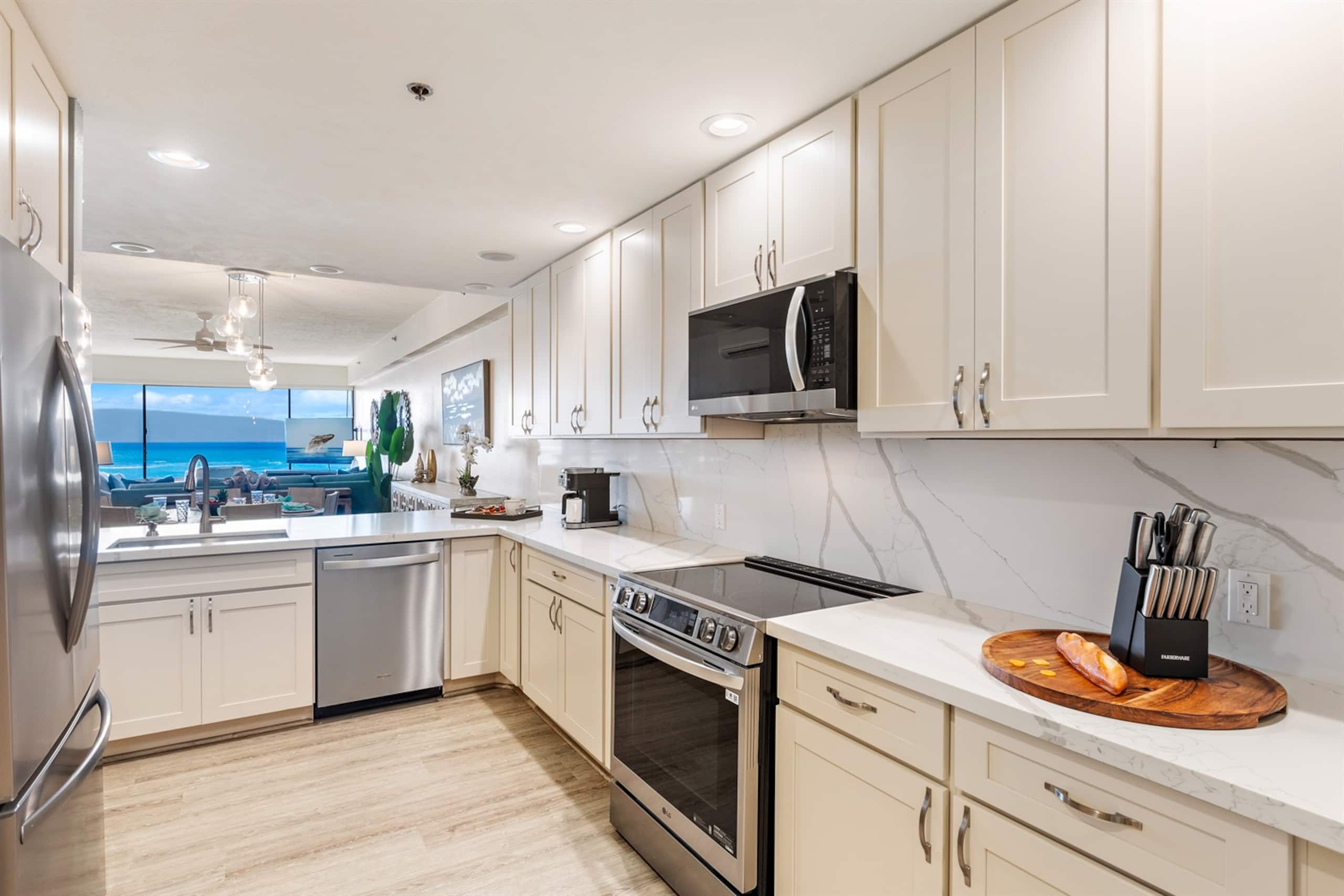 Condo in Lahaina · ★4.96 · 2 bedrooms · 3 beds · 2 baths - Image 21
