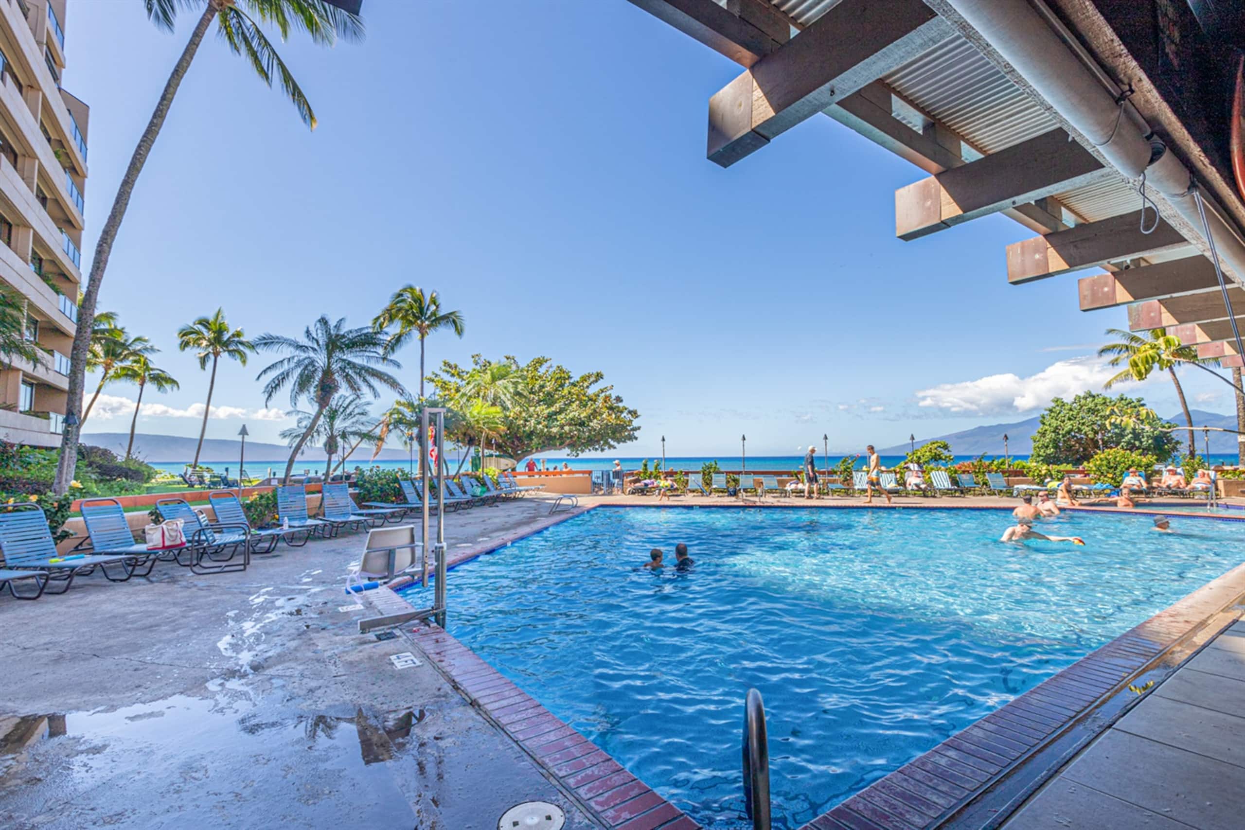 Condo in Lahaina · ★4.96 · 2 bedrooms · 3 beds · 2 baths - Image 53