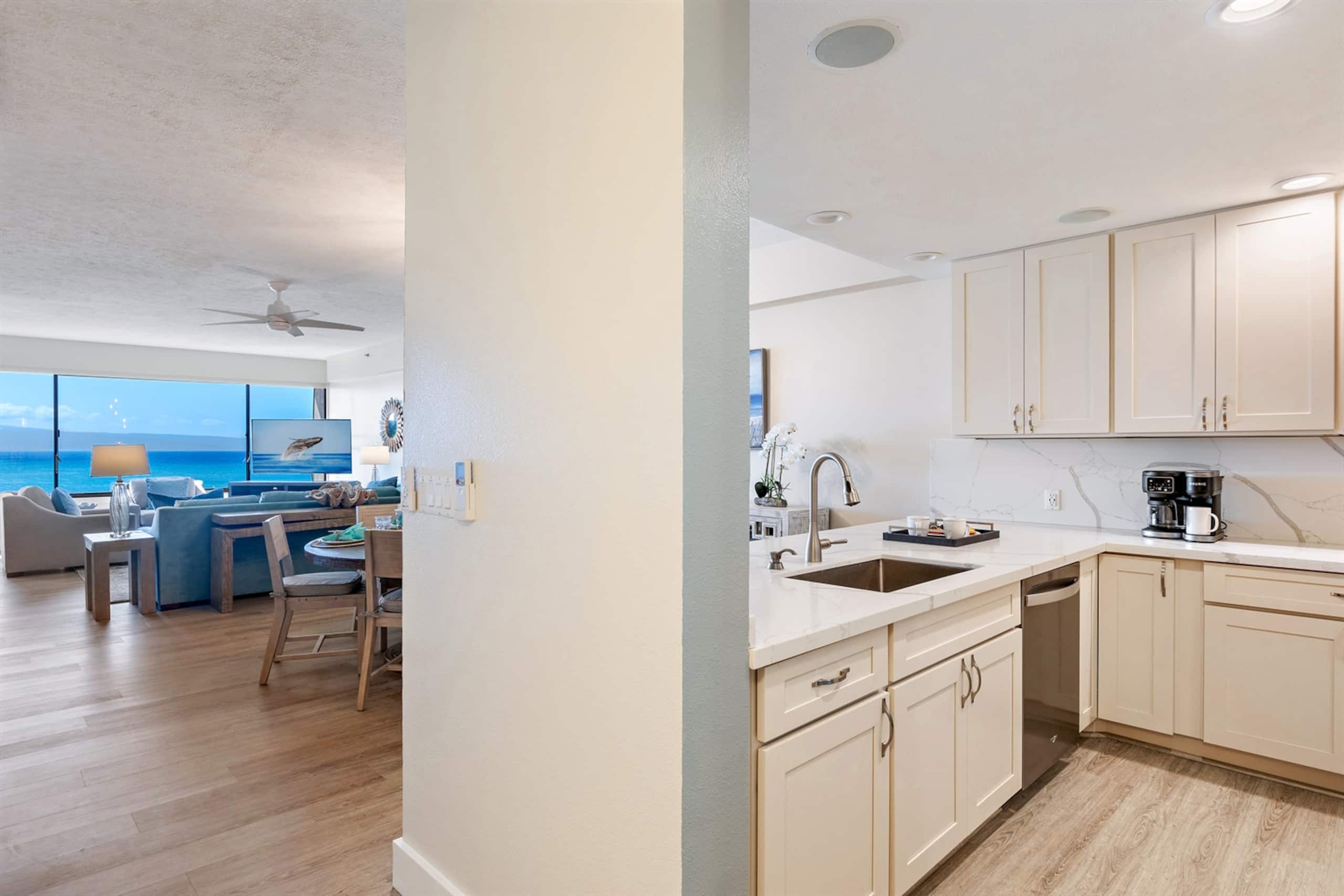 Condo in Lahaina · ★4.96 · 2 bedrooms · 3 beds · 2 baths - Image 18