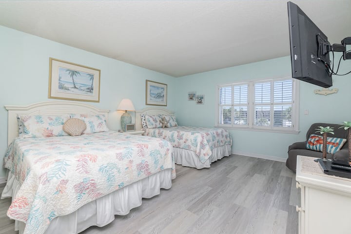 Სასტუმრო საძინებელი 2 152 × 203 სმ საწოლით