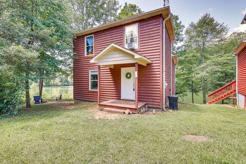 Double Springs Cabin Stay w/ Deck + Shared Dock!