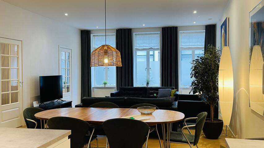 Strøget -tivoli- 8 People-metro-center – Strøget – gallery image 5