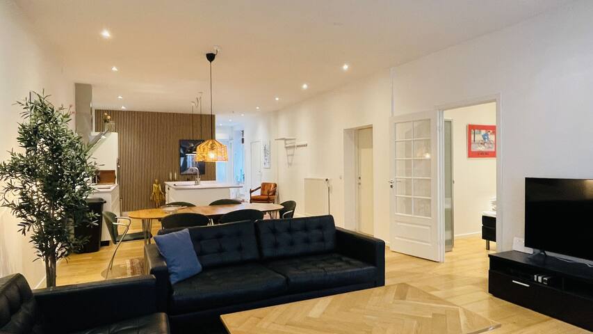 Strøget -tivoli- 8 People-metro-center – Strøget – gallery image 3