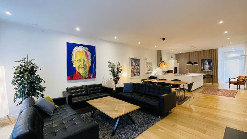 Strøget -tivoli- 8 People-metro-center – Strøget –