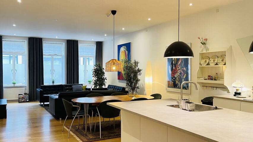 Strøget -tivoli- 8 People-metro-center – Strøget – gallery image 4