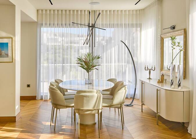 Athens Penthouse gallery image 4