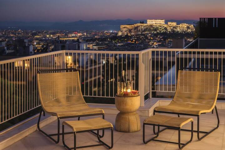 Athens Penthouse gallery image 3