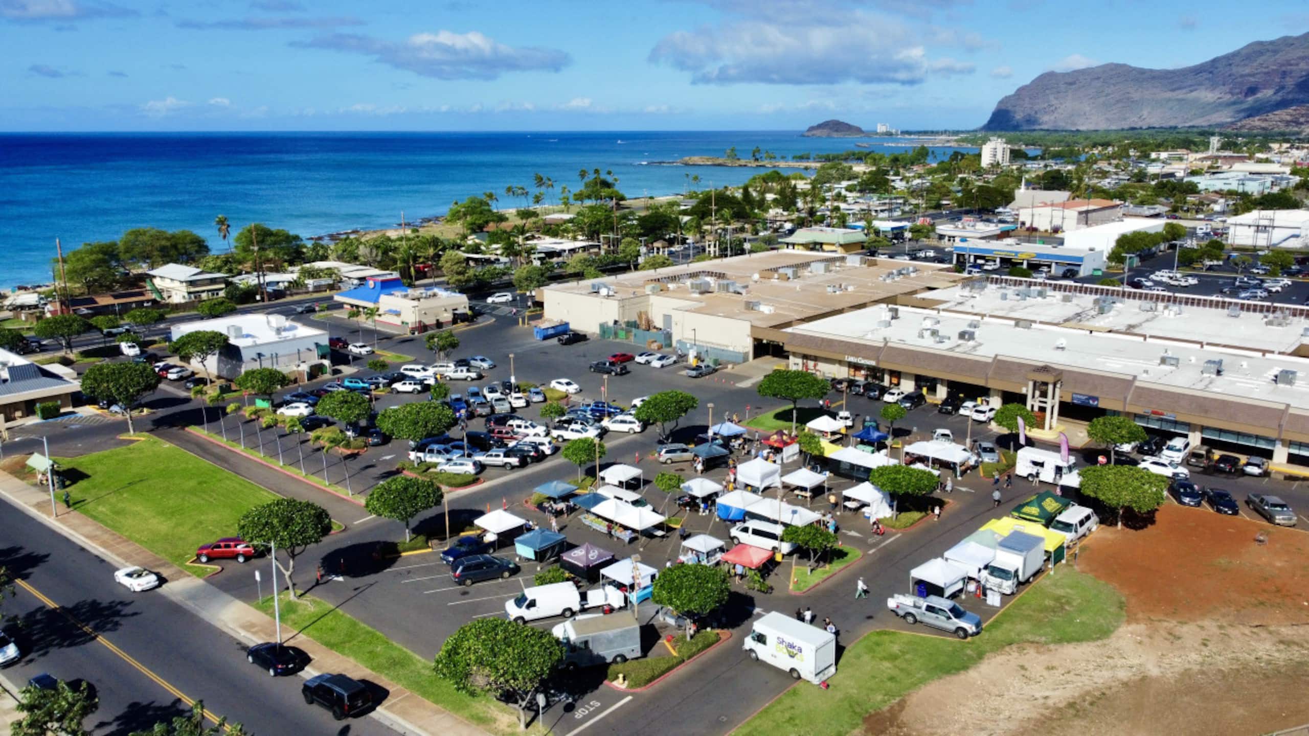 Home in Waianae · ★4.99 · 4 bedrooms · 7 beds · 2.5 private baths - Image 55