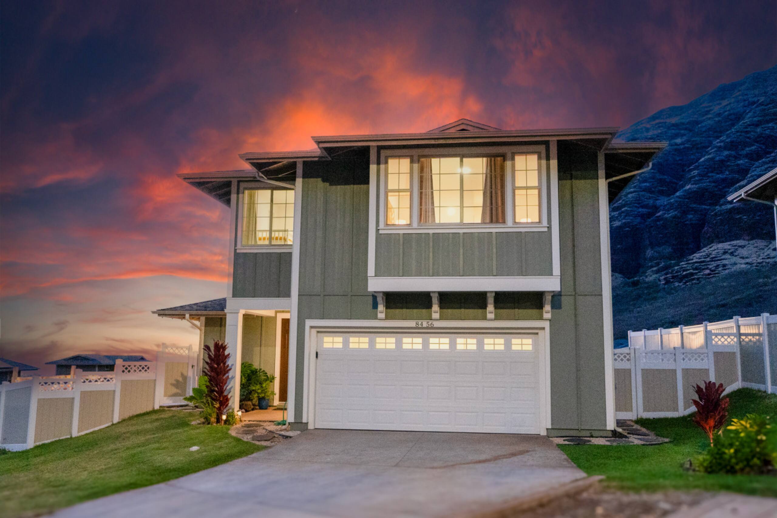 Home in Waianae · ★4.99 · 4 bedrooms · 7 beds · 2.5 private baths - Image 11