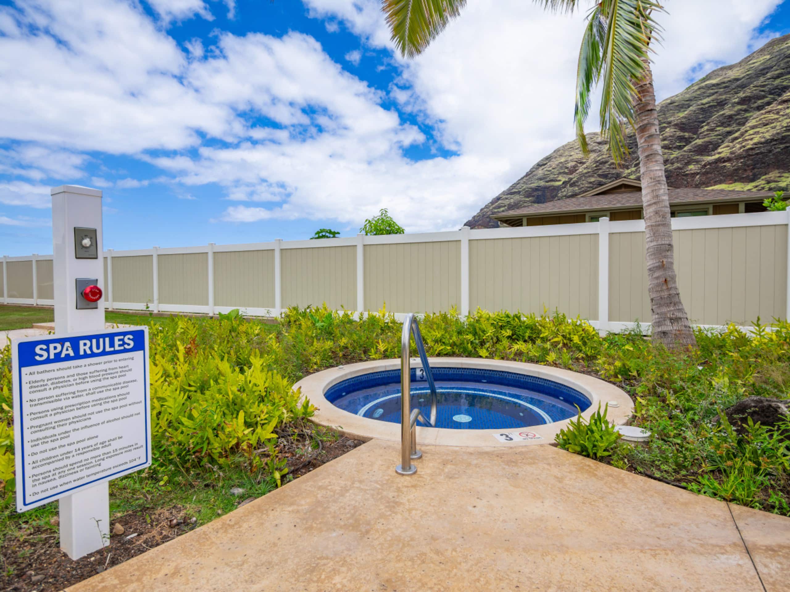 Home in Waianae · ★4.99 · 4 bedrooms · 7 beds · 2.5 private baths - Image 58
