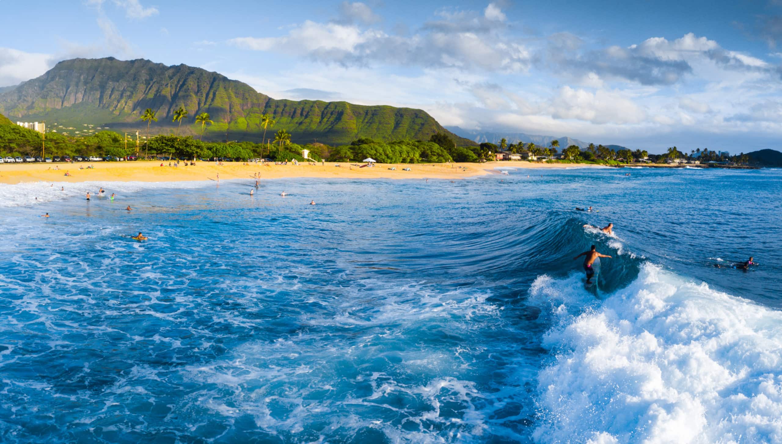 Home in Waianae · ★4.99 · 4 bedrooms · 7 beds · 2.5 private baths - Image 4