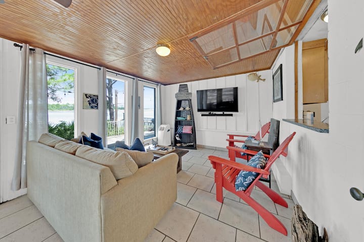 Lake Views~bikes~graytonbeach~30a~sealake Cottage - Seaside, FL