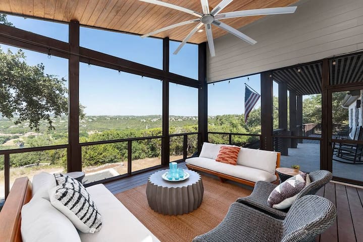 Vista Grande – Scenic Lake Austin Retreat