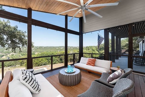 Top Airbnb: Vista Grande - Scenic Lake Austin Retreat in Mansfield River Place