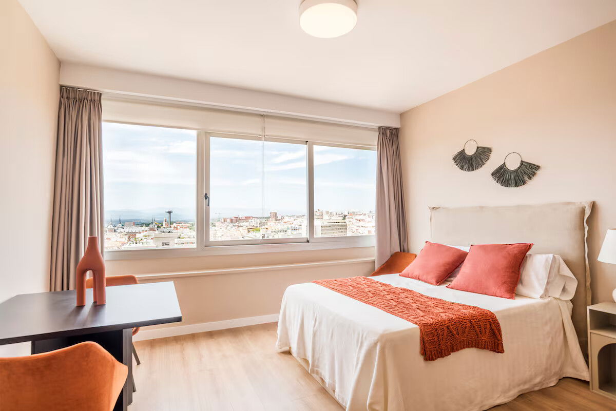 Top Airbnb: Suite apartment amazing views Madrid Gran Via in Moncloa Aravaca