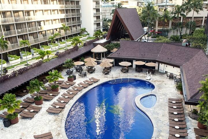 Family Getaway! 3 Spacious Units, Pet-friendly!