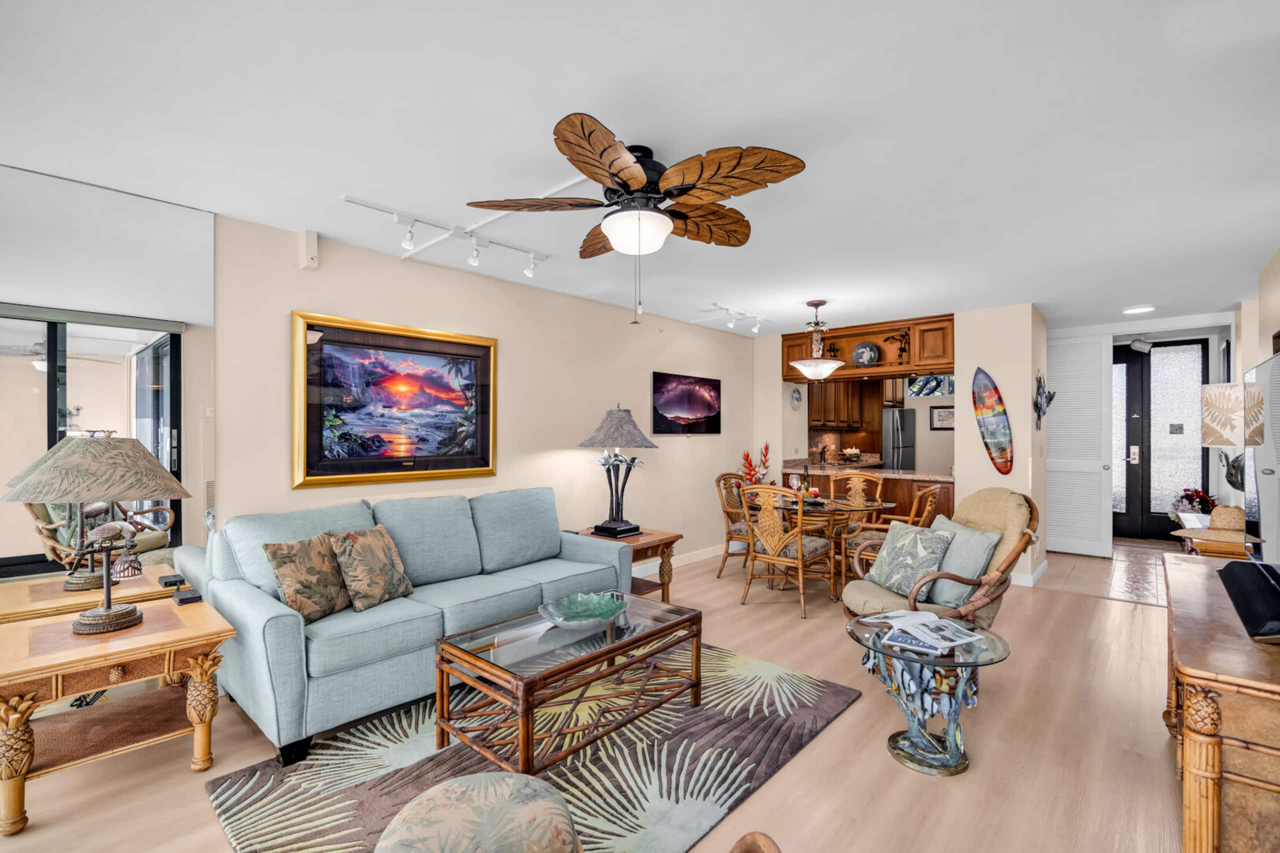 Condo in Lahaina · ★5.0 · 1 bedroom · 2 beds · 2 baths - Image 6